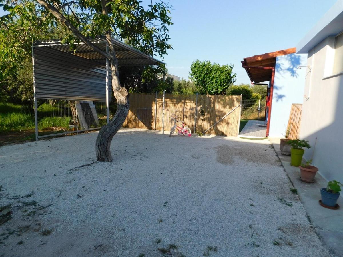 Вилла M & M House Agia  Экстерьер фото